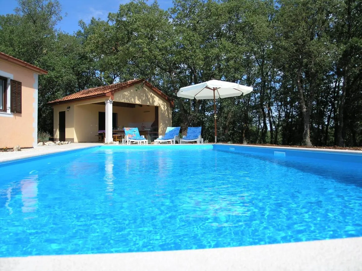 Villa Fragola - Holiday House With Large Garden Tinjan