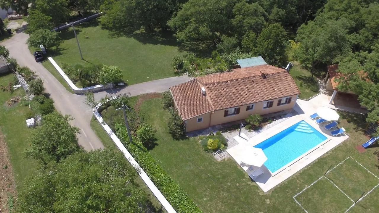 Villa Fragola - Holiday House With Large Garden Tinjan Croatia