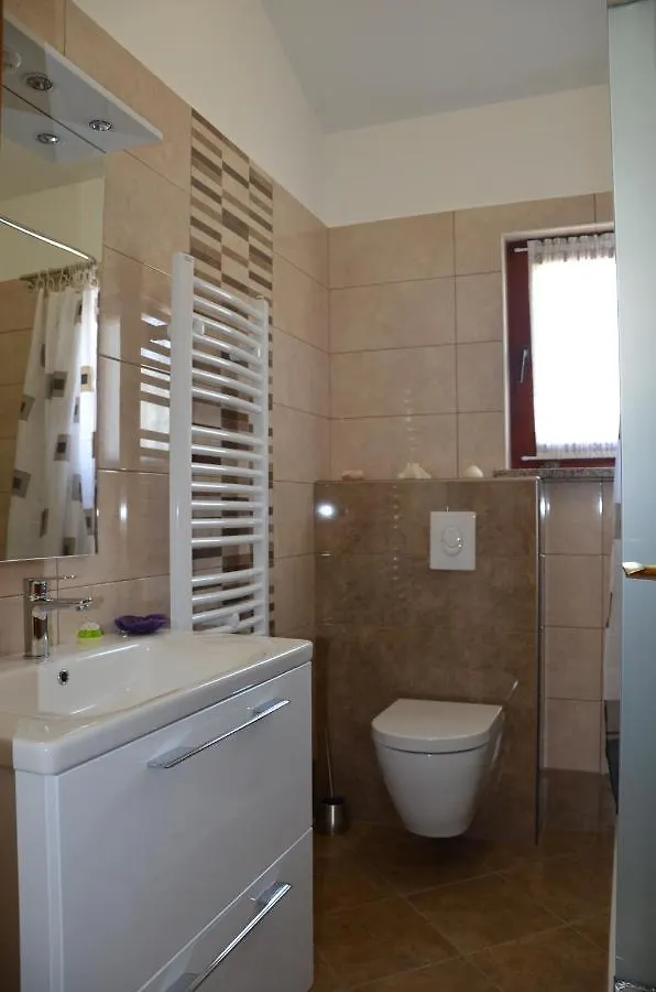Villa Fragola - Holiday House With Large Garden Tinjan Croatia